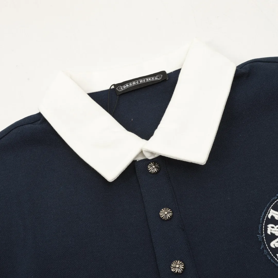 🅿️380 CH/Cro cross embroidered lapel long-sleeved polo shirt made of customized fabric. DuPont Sorona material is added, which is skin-friendly, long-lasting antibacterial, anti-mite, and more washable. The cotton thread has been repeatedly processed to remove inferior coarse fibers and impurities, leaving only high-quality cotton fibers, making the fabric more advanced and classy. Environmentally friendly polishing enzyme technology gives the fabric a clean appearance and clear texture. Simple and exquisite! Full of sense of ceremony! Simple and luxurious, full of design! It gives people a simple but not boring feeling, creating a low-key and unique personalized fashion! Fine workmanship, compare with the counters! A highly recognizable long-sleeved style with great upper body effect!!! Super versatile! Same style for men and women. Size：S-L